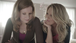 USA renews <i>Playing House</i> for a second season